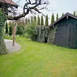 Naehe Starnberger See, Schoene Ferienwohnung, Gaestewohnung 125qm Eg Und Og Kontaktfrei