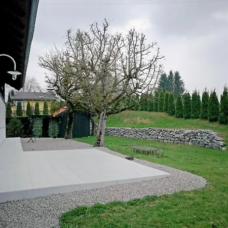 Naehe Starnberger See, Schoene Ferienwohnung, Gaestewohnung 125qm Eg Und Og Kontaktfrei * 穆星