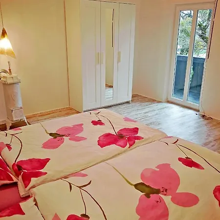 公寓 Naehe Starnberger See, Schoene Ferienwohnung, Gaestewohnung 125qm Eg Und Og Kontaktfrei *
