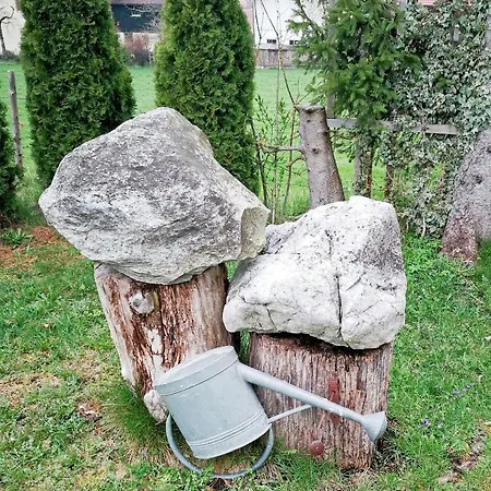Naehe Starnberger See, Schoene Ferienwohnung, Gaestewohnung 125qm Eg Und Og Kontaktfrei