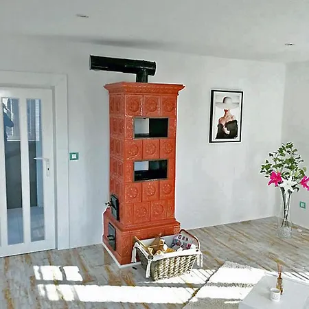 Naehe Starnberger See, Schoene Ferienwohnung, Gaestewohnung 125qm Eg Und Og Kontaktfrei