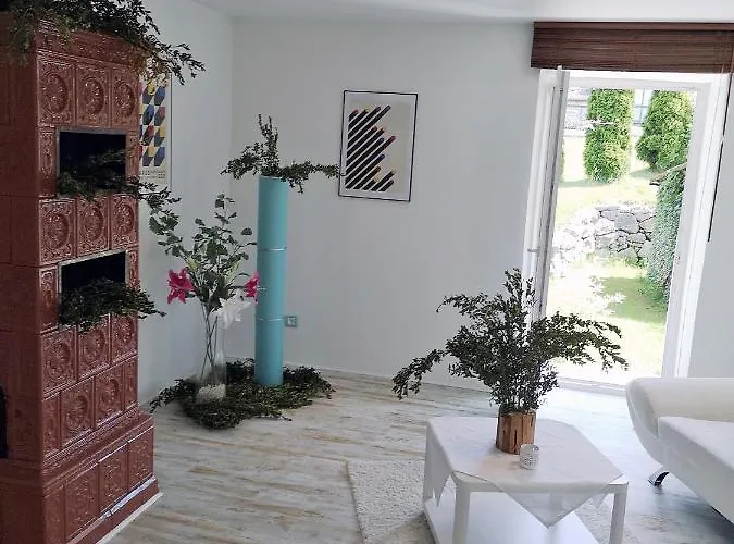 Naehe Starnberger See, Schoene Ferienwohnung, Gaestewohnung 125qm Eg Und Og Kontaktfrei