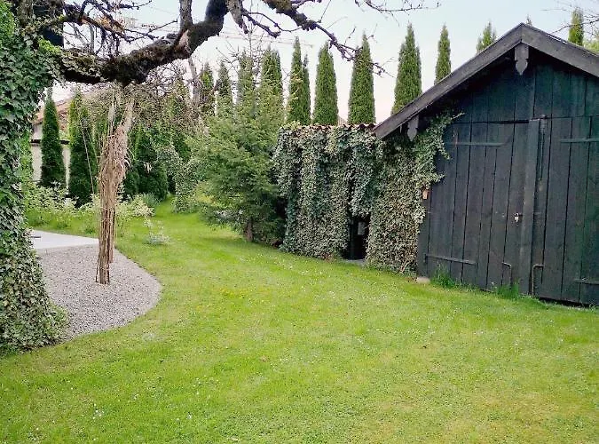 Naehe Starnberger See, Schoene Ferienwohnung, Gaestewohnung 125qm Eg Und Og Kontaktfrei