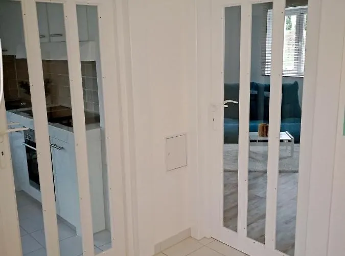 アパート Naehe Starnberger See, Schoene Ferienwohnung, Gaestewohnung 125qm Eg Und Og Kontaktfrei *