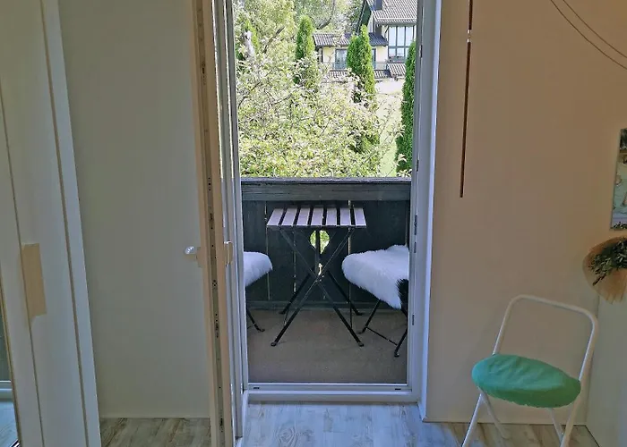 Naehe Starnberger See, Schoene Ferienwohnung, Gaestewohnung 125qm Eg Und Og Kontaktfrei