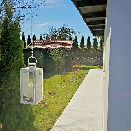 アパート Naehe Starnberger See, Schoene Ferienwohnung, Gaestewohnung 125qm Eg Und Og Kontaktfrei