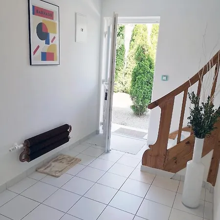 Naehe Starnberger See, Schoene Ferienwohnung, Gaestewohnung 125qm Eg Und Og Kontaktfrei アパート Münsing