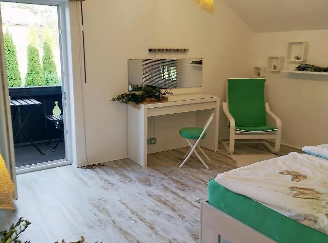 Naehe Starnberger See, Schoene Ferienwohnung, Gaestewohnung 125qm Eg Und Og Kontaktfrei Münsing