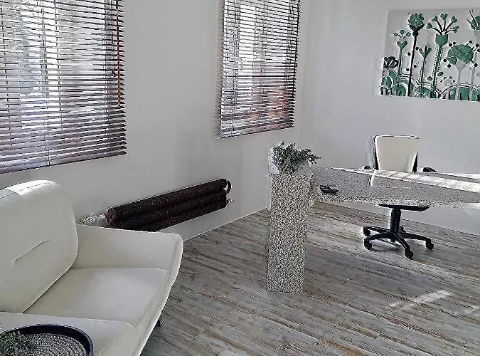 Appartement Naehe Starnberger See, Schoene Ferienwohnung, Gaestewohnung 125qm Eg Und Og Kontaktfrei *