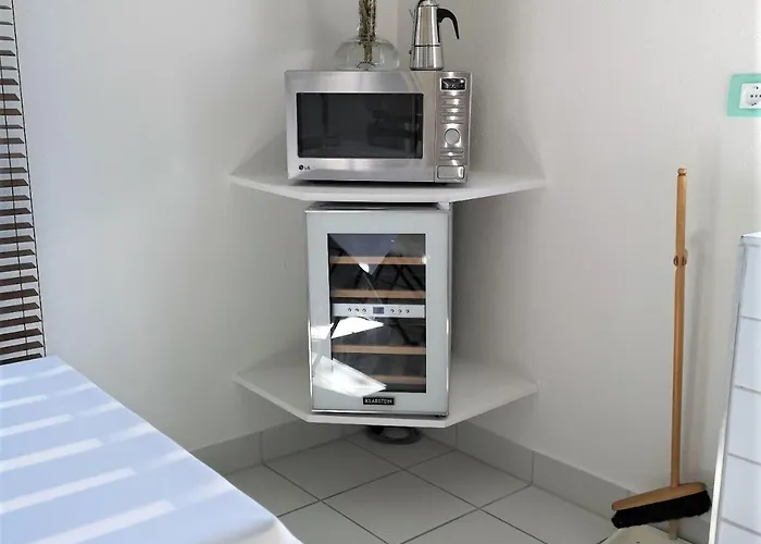 Naehe Starnberger See, Schoene Ferienwohnung, Gaestewohnung 125qm Eg Und Og Kontaktfrei Appartement *